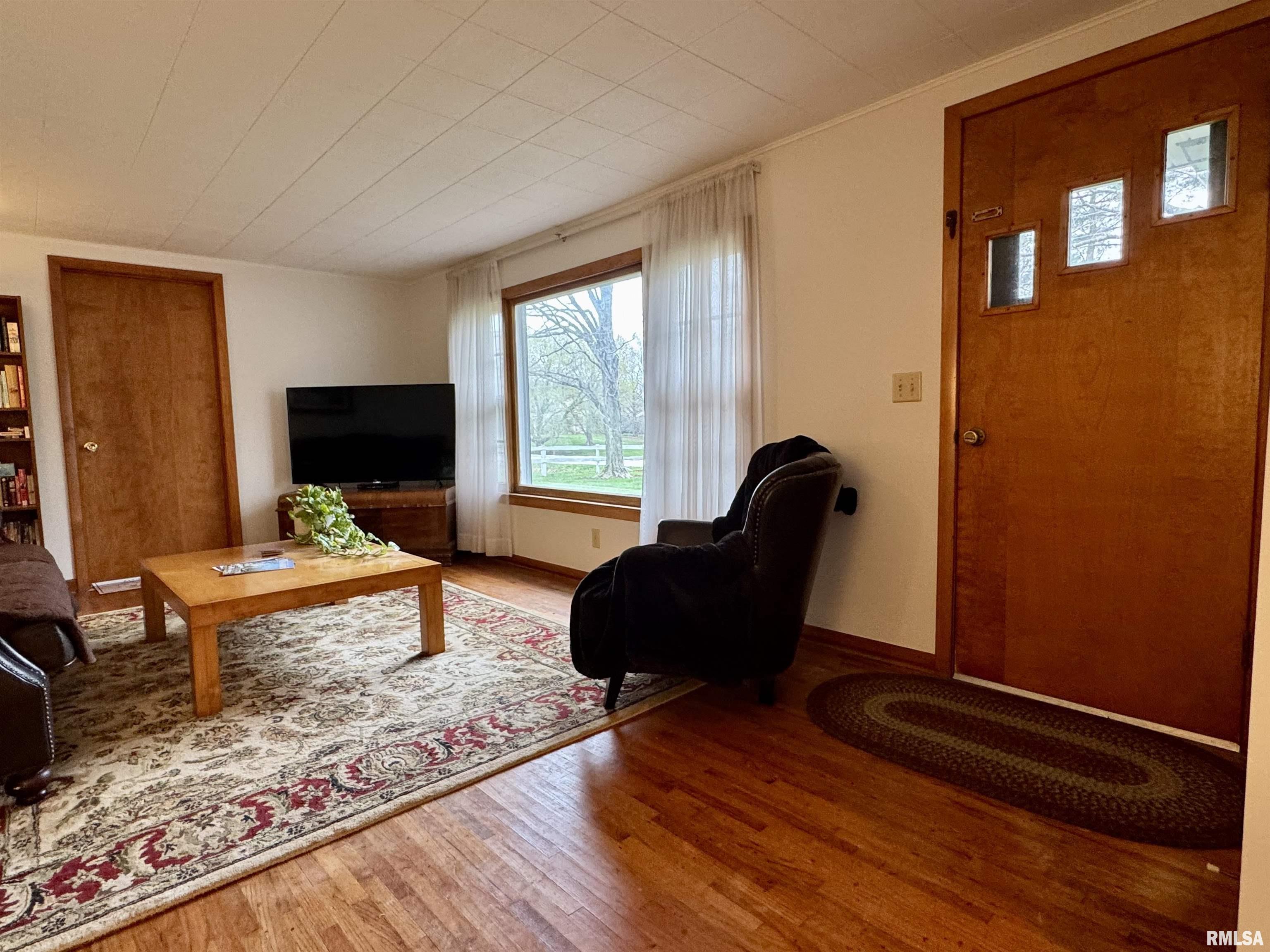 12144 North 1050th Road Macomb, IL 61455 - Photo 6 of 39