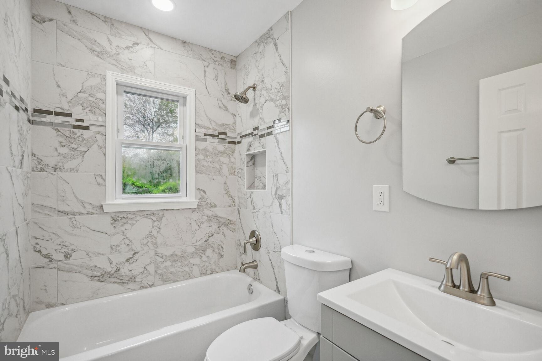14416 Lamar Road Woodbridge, VA 22191 - Photo 10 of 20 Gallery Image 10