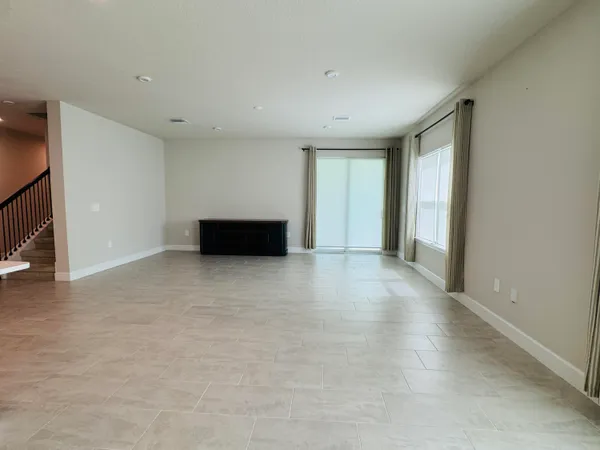 a view of entryway and hall