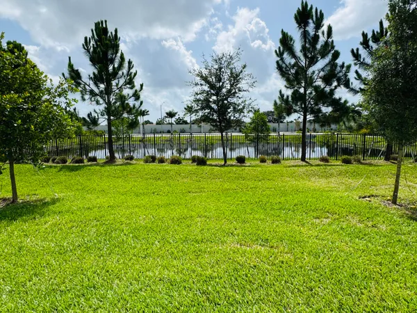 $690,000 | 163 Southwest Pomeroy Street, Stuart, FL 34997