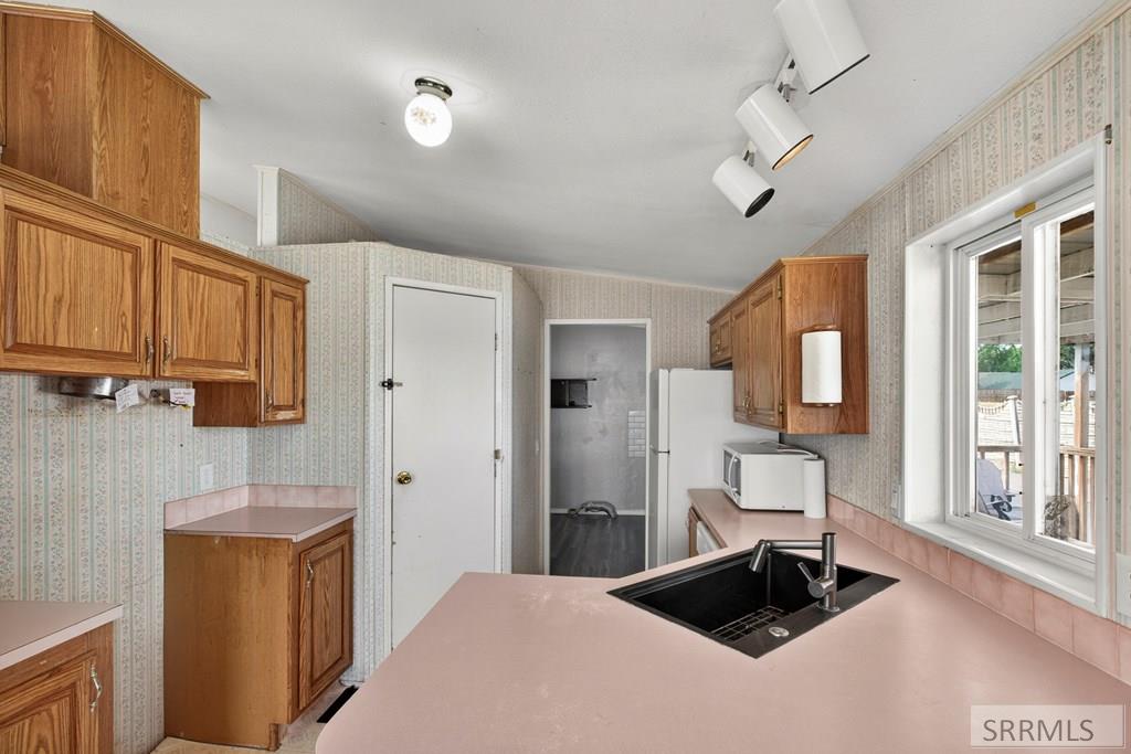 330 West Chubbuck Road, Unit 7 Pocatello, ID 83202 - Photo 12 of 28