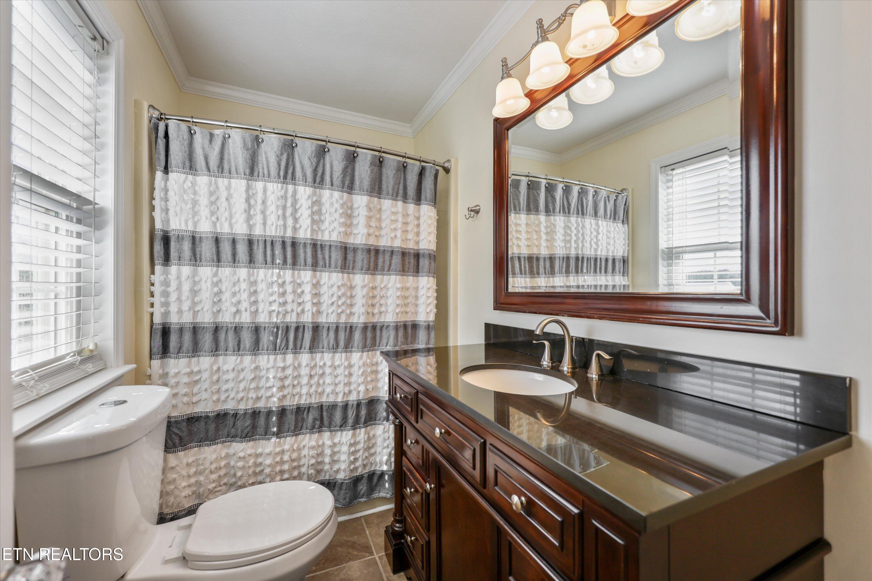 1167 Sable Road Spring City, TN 37381 - Photo 21 of 48 Primary Bath