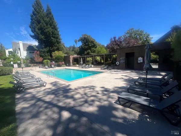 $799,000 | 554 March Avenue, Healdsburg, CA 95448