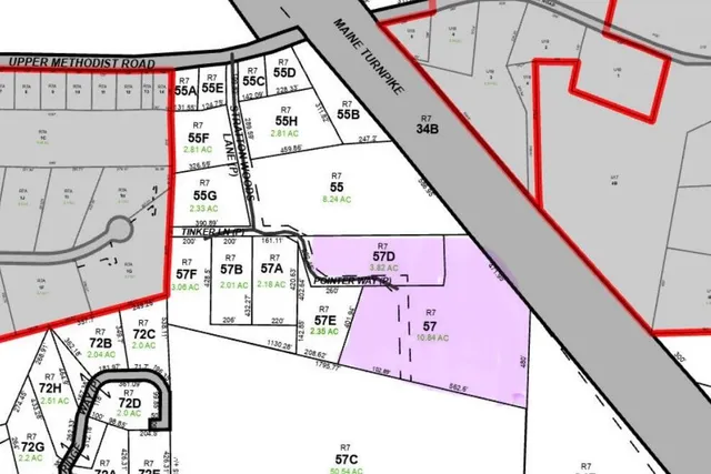 $400,000 | 57-57d Tinker Lane, Cumberland Center, ME 04021