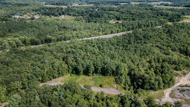 $400,000 | 57-57d Tinker Lane, Cumberland Center, ME 04021