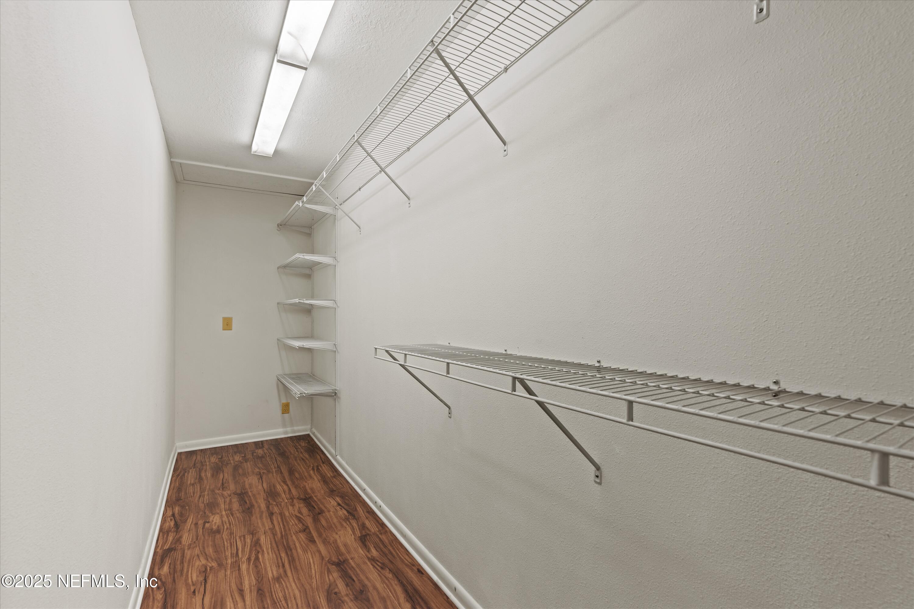 145 Finnigan Road Satsuma, FL 32189 - Photo 31 of 43 27-Walk in closet