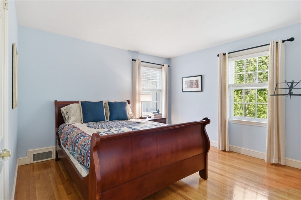 324 Farmington Road Longmeadow, MA 01106 - Photo 29 of 42 Gallery Image 29