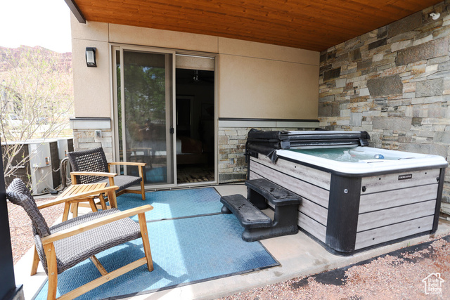 2331 Mesa Road, Unit E3 Moab, UT 84532 - Photo 4 of 71 View of patio / terrace