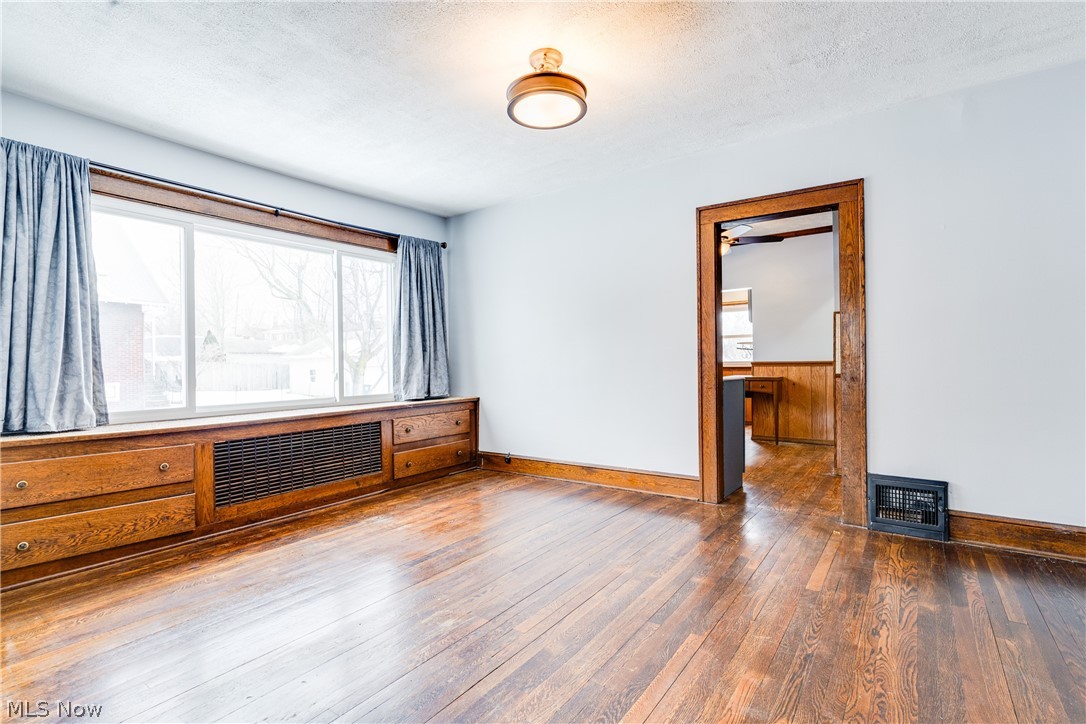 1043 Berwin Street Akron, OH 44310 - Photo 9 of 20 Gallery Image 9