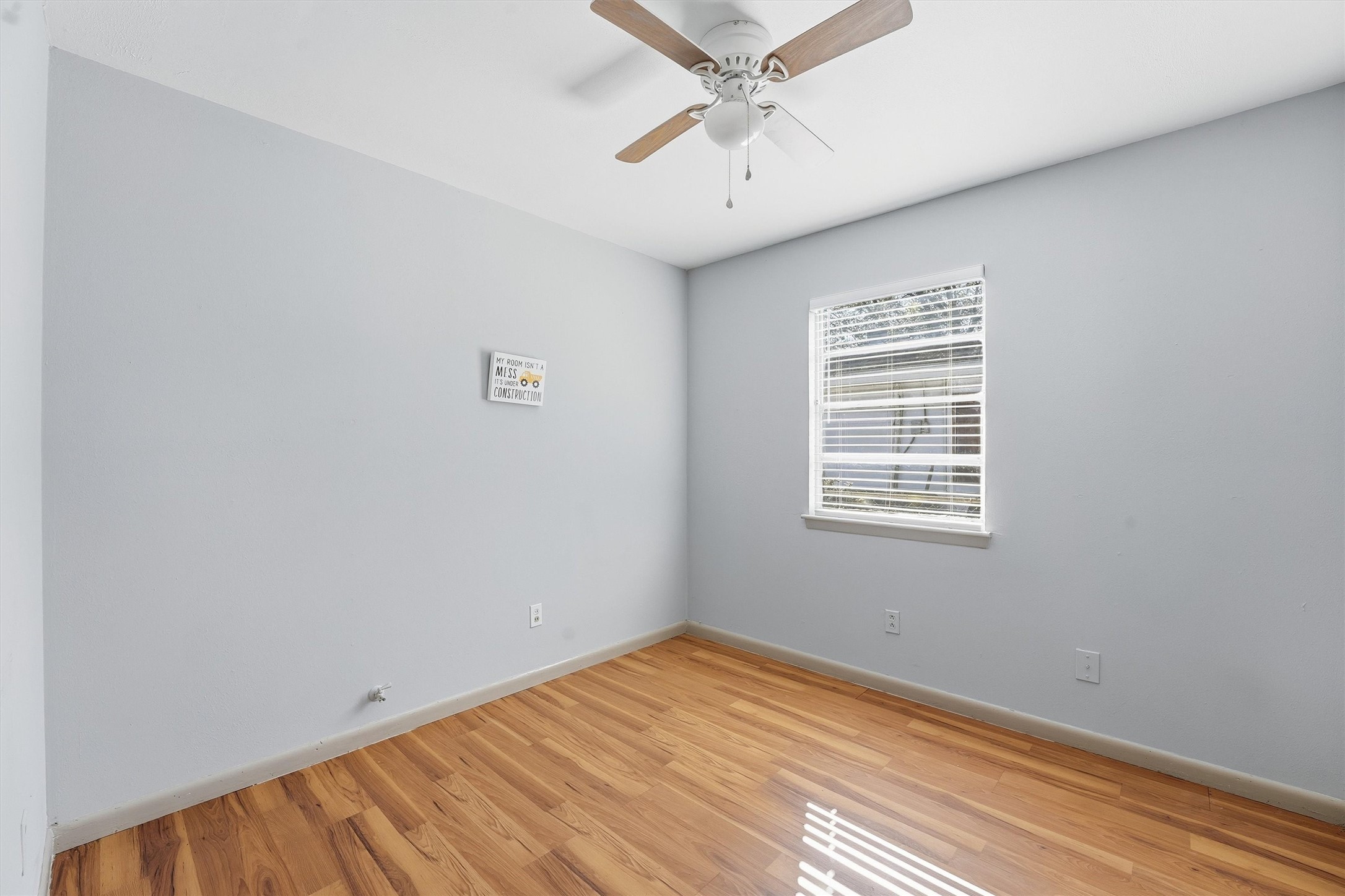 13915 Nitida Street Houston, TX 77045 - Photo 13 of 32