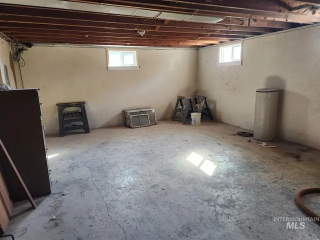 $250,000 | 525 North 4th Street, Nyssa, OR 97913