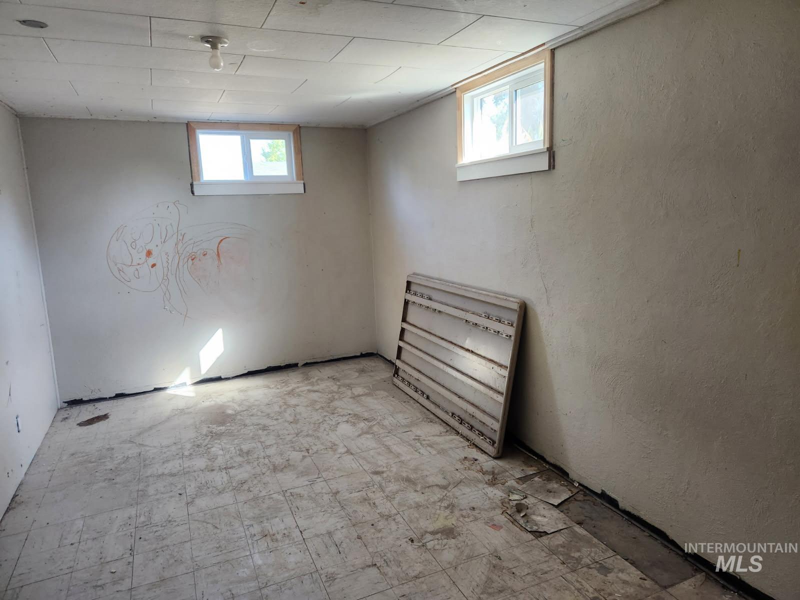 525 North 4th Street Nyssa, OR 97913 - Photo 12 of 17 View of basement