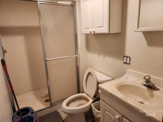 $250,000 | 525 North 4th Street, Nyssa, OR 97913