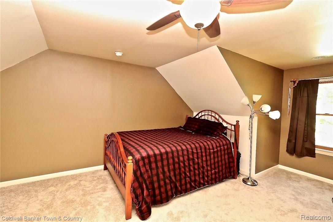 26840 Johns Road Wixom, MI 48393 - Photo 48 of 78 fullsizeoutput_65f.jpeg