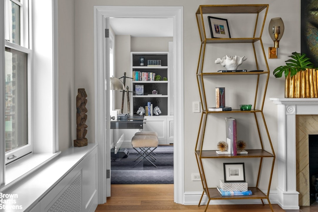 32 Washington Square West, Unit 14E Manhattan, NY 10011 - Photo 13 of 28