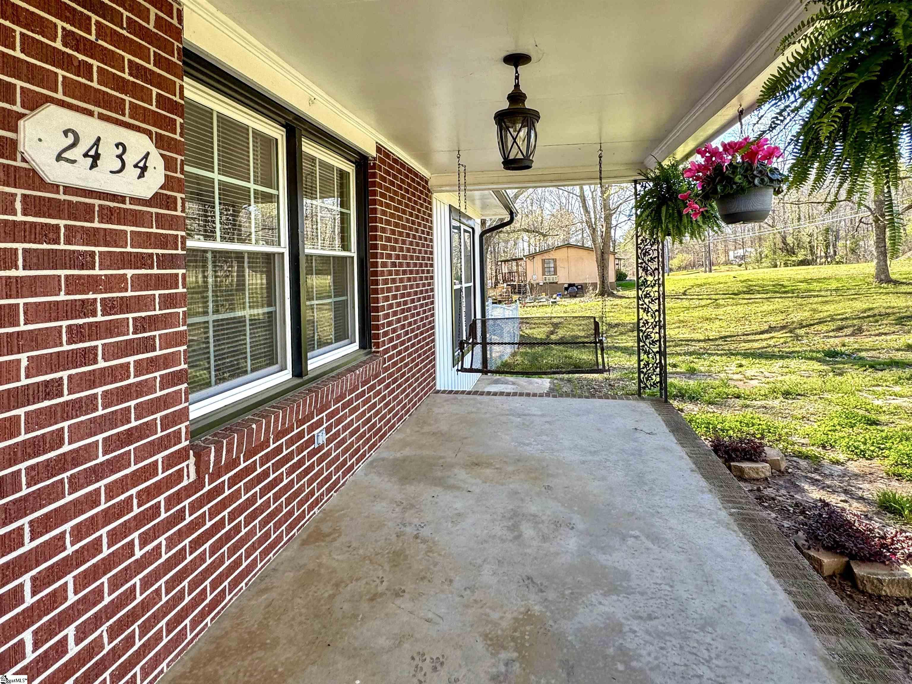 2434 Broadway Lake Road Anderson, SC 29621 - Photo 2 of 16