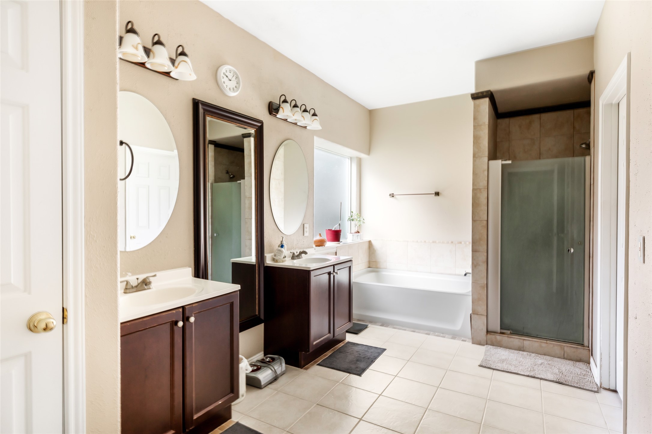 20926 Florette Lane Spring, TX 77388 - Photo 15 of 24 Primary Bathroom