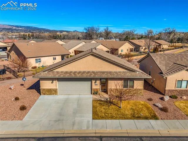 $429,900 | 4015 North Cranberry Loop, Canon City, CO 81212