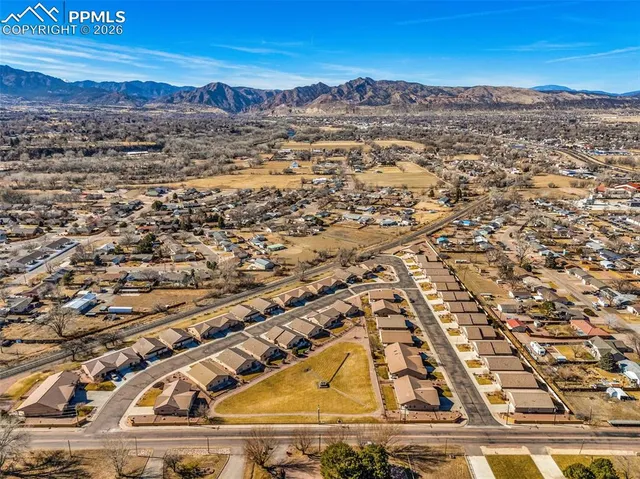 $429,900 | 4015 North Cranberry Loop, Canon City, CO 81212