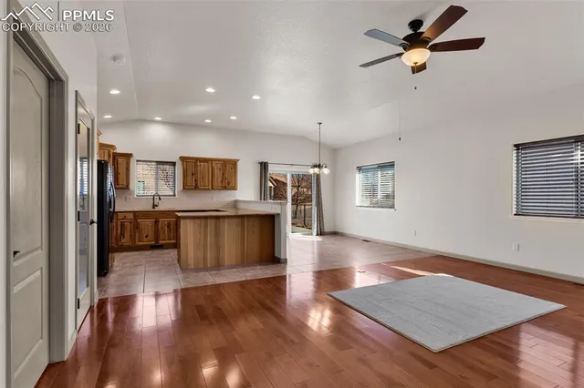 $429,900 | 4015 North Cranberry Loop, Canon City, CO 81212