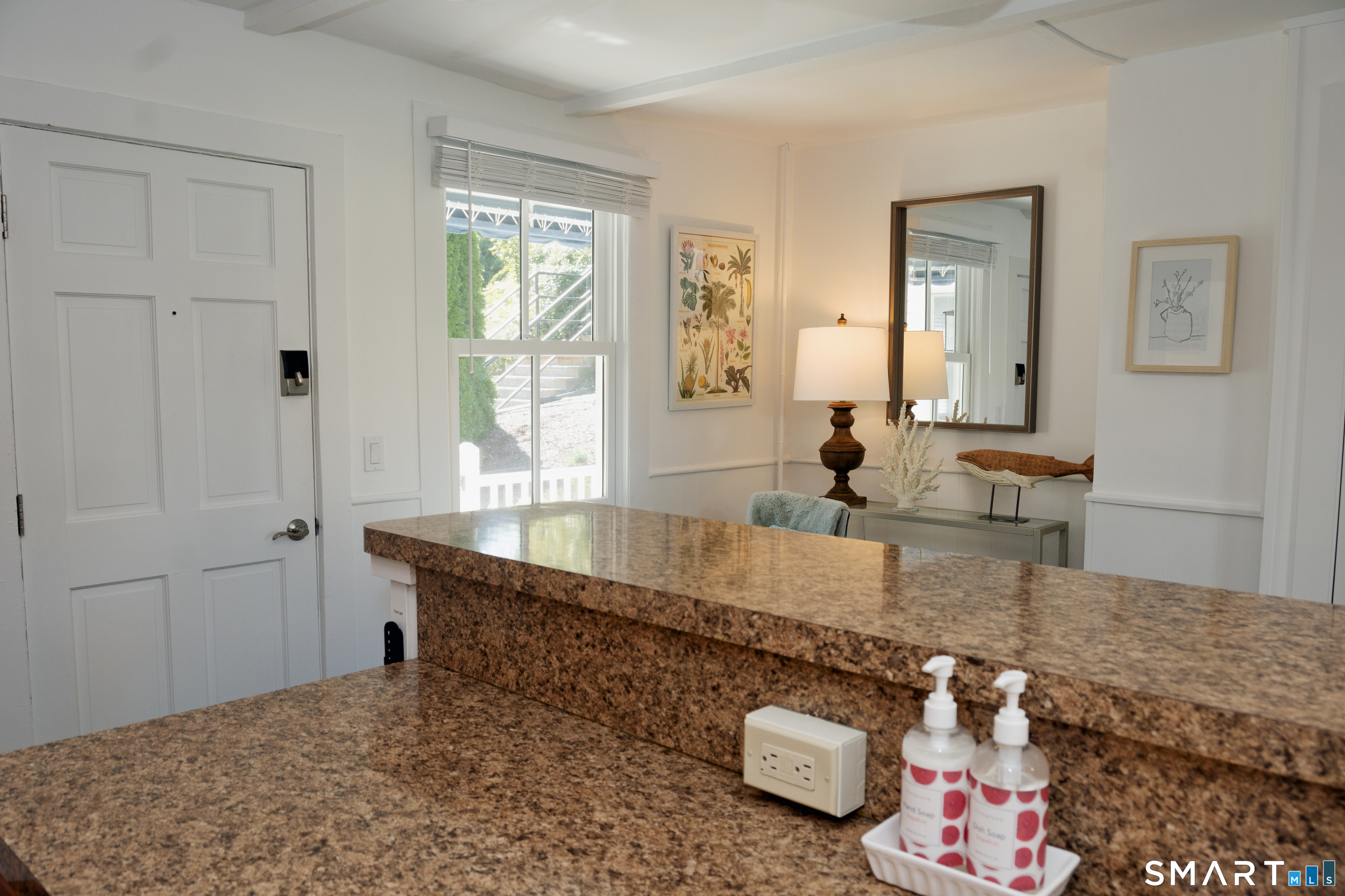 19 Pearl Street, Unit 4 Groton, CT 06340 - Photo 15 of 27 Apartment 4