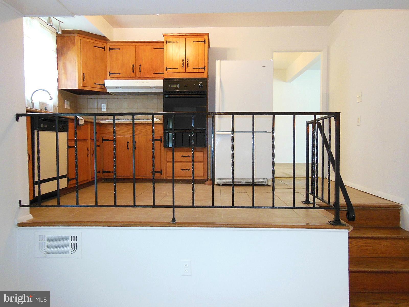 201 Highmeadow Road Reisterstown, MD 21136 - Photo 12 of 30 Kitchen