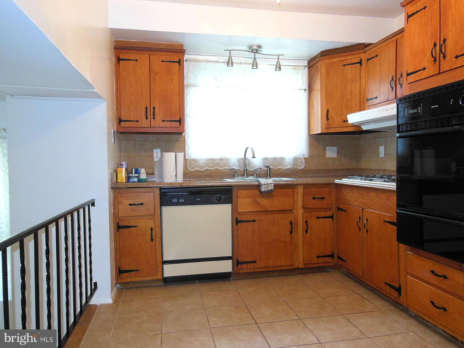 201 Highmeadow Road Reisterstown, MD 21136 - Photo 13 of 30 Kitchen