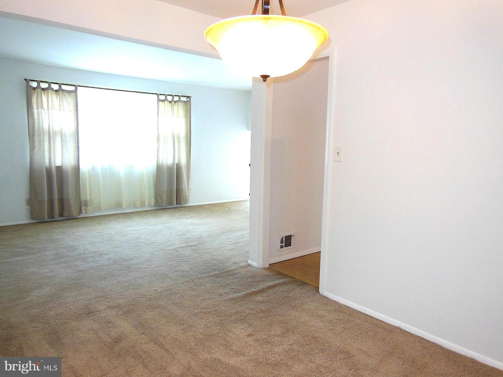 201 Highmeadow Road Reisterstown, MD 21136 - Photo 17 of 30 Dining Room
