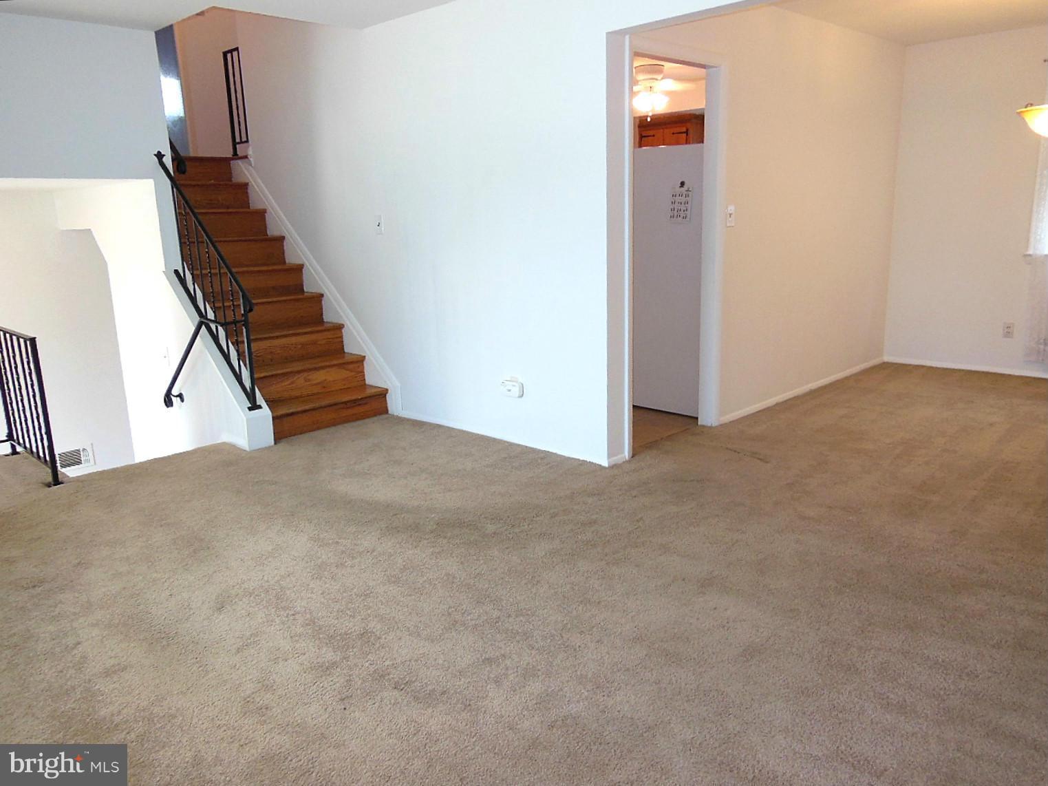 201 Highmeadow Road Reisterstown, MD 21136 - Photo 19 of 30 Living Room