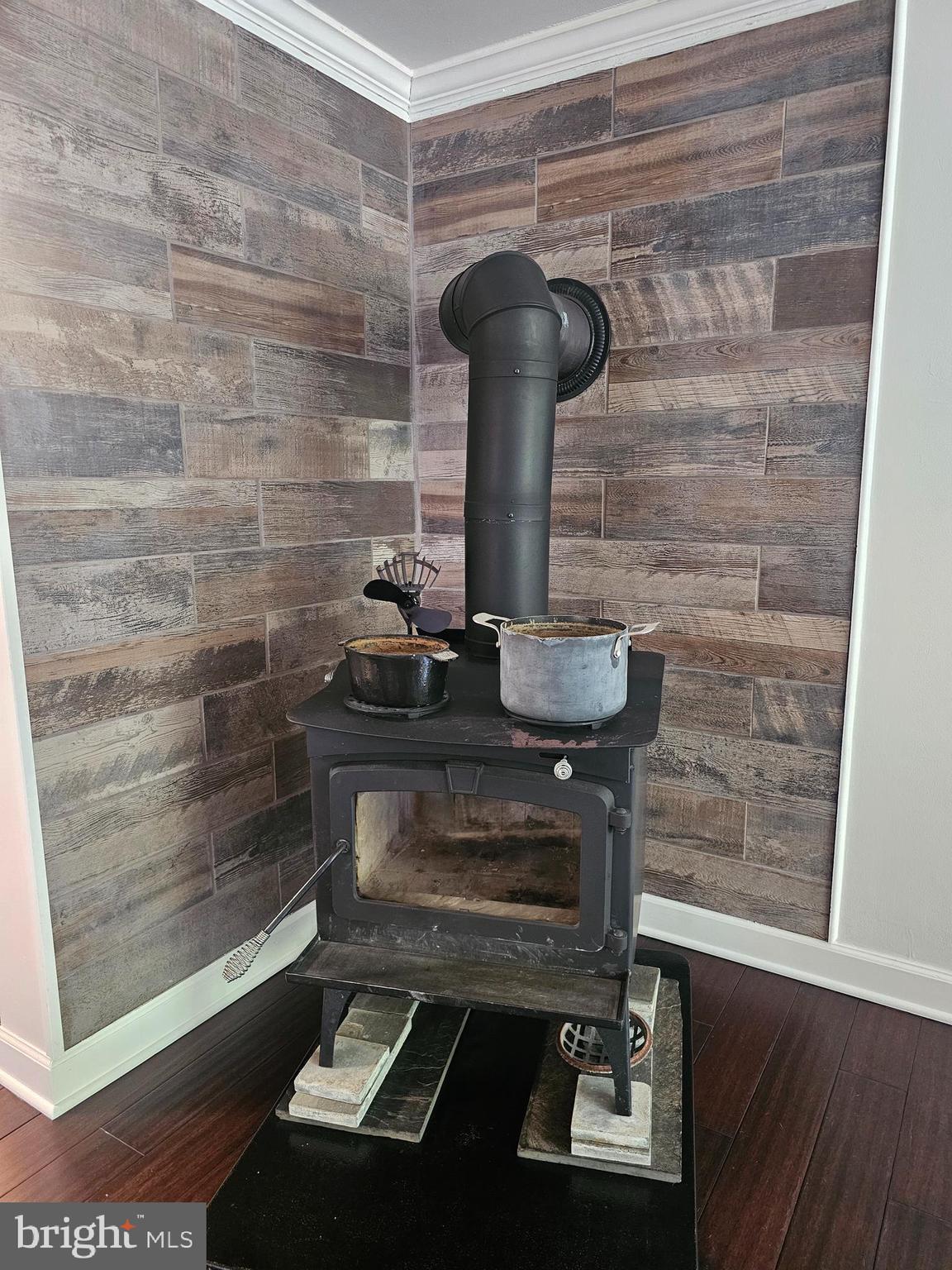 8421 Pamunkey Road Spotsylvania, VA 22551 - Photo 18 of 47 WOOD BURNING STOVE