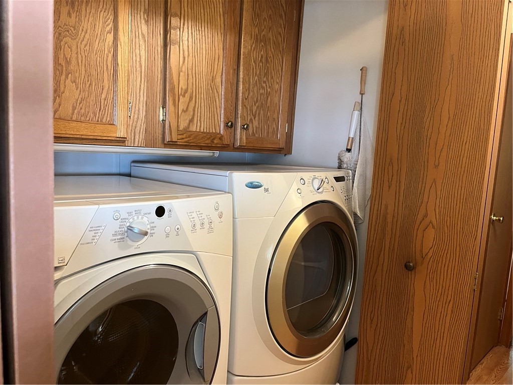 31 Lane F Coventry, RI 02816 - Photo 10 of 15 LAUNDRY