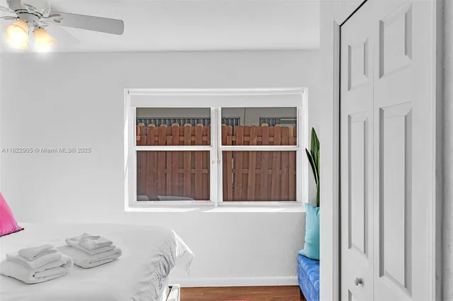 $5,500 | 4633 Southwest 28th Avenue, Dania Beach, FL 33312