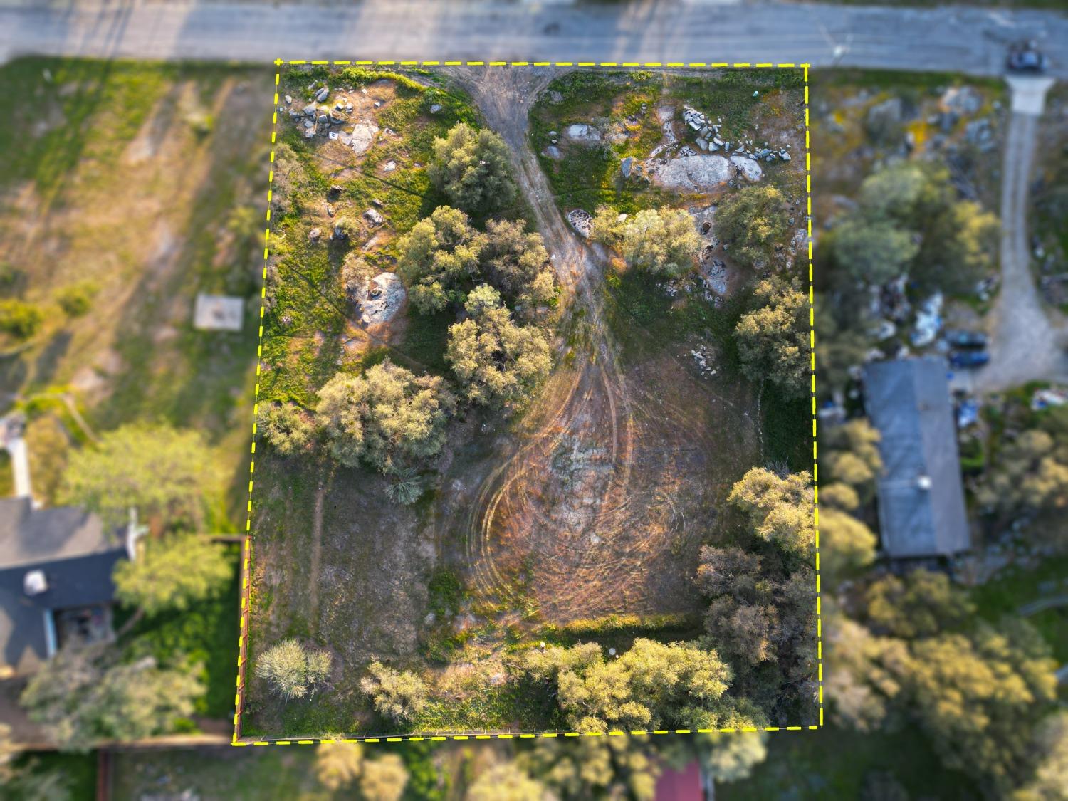 131 Erie Road Coarsegold, CA 93614 - Photo 5 of 7 Gallery Image 5