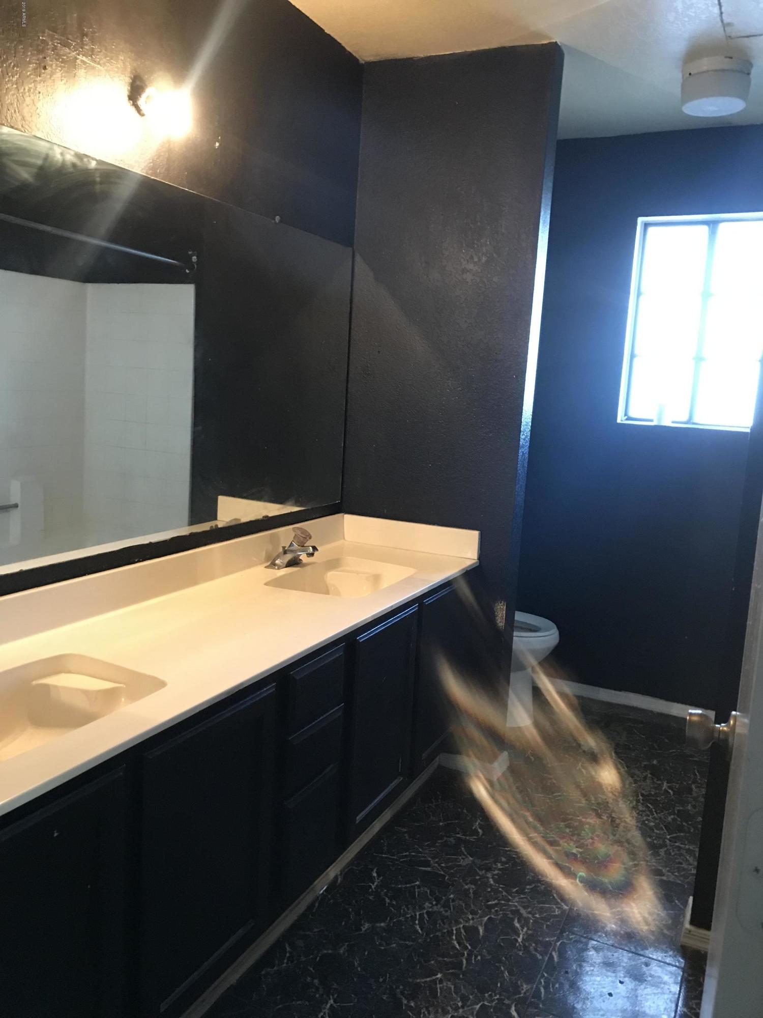 7437 West Ocotillo Road Glendale, AZ 85303 - Photo 16 of 20 7437 W Ocotillo Rd upstairs bathroom
