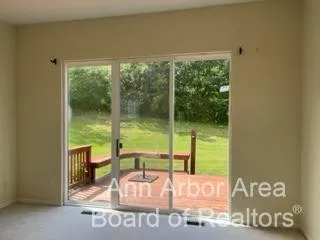 $2,550 | 1318 Nottington Court, Unit 40, Ann Arbor, MI 48103