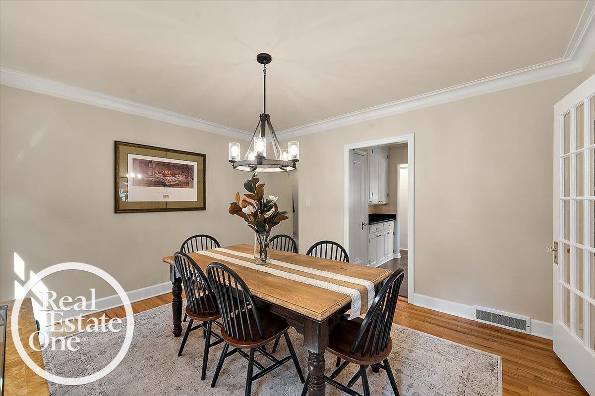 305 Moran Road Grosse Pointe, MI 48236 - Photo 15 of 45