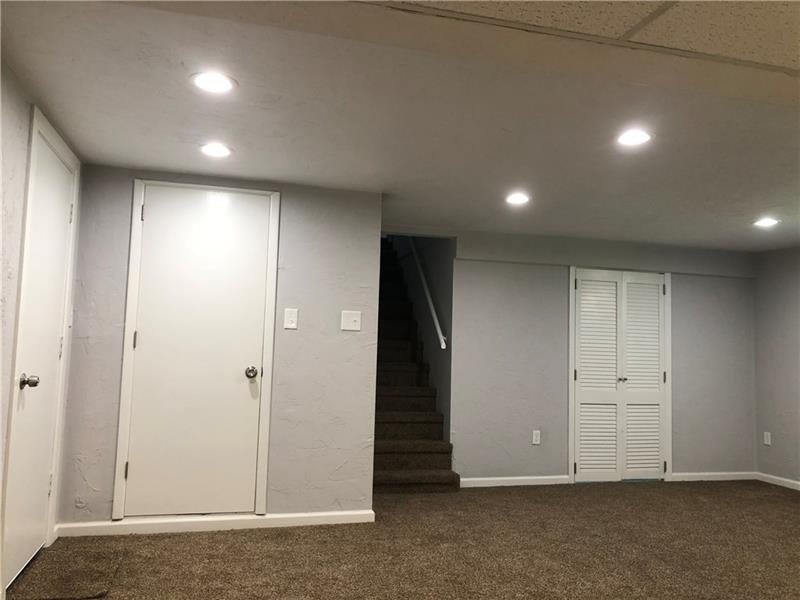 6104 Library Road Bethel Park, PA 15102 - Photo 15 of 25 Gallery Image 15
