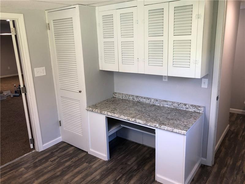 6104 Library Road Bethel Park, PA 15102 - Photo 19 of 25 Gallery Image 19