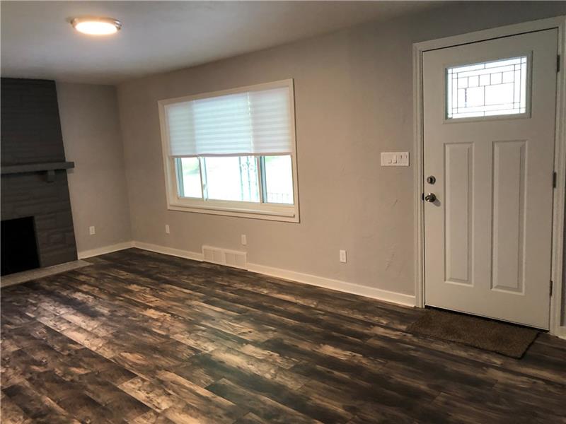 6104 Library Road Bethel Park, PA 15102 - Photo 6 of 25 Gallery Image 6
