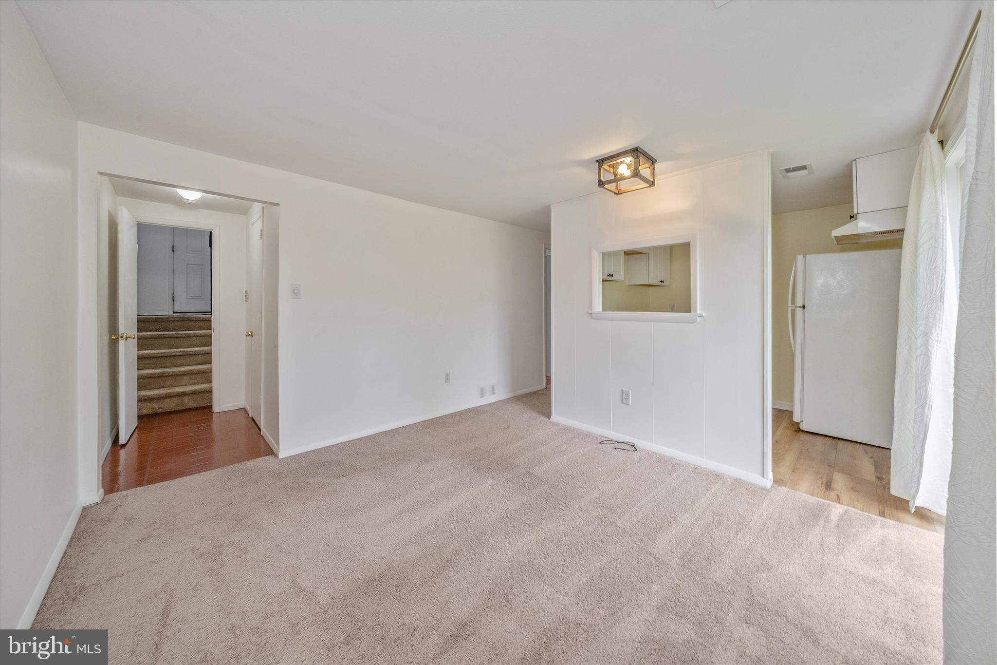 5 Farnsworth Road Newark, DE 19713 - Photo 27 of 31 Basement Living Room