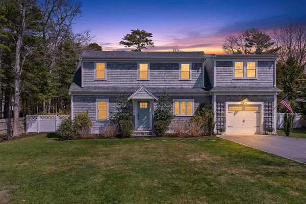 $1,495,000 | 176 Bumps River Road, Osterville, MA 02655