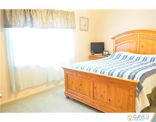 46 Highview Road East Brunswick, NJ 08816 - Photo 7 of 17 Gallery Image 7