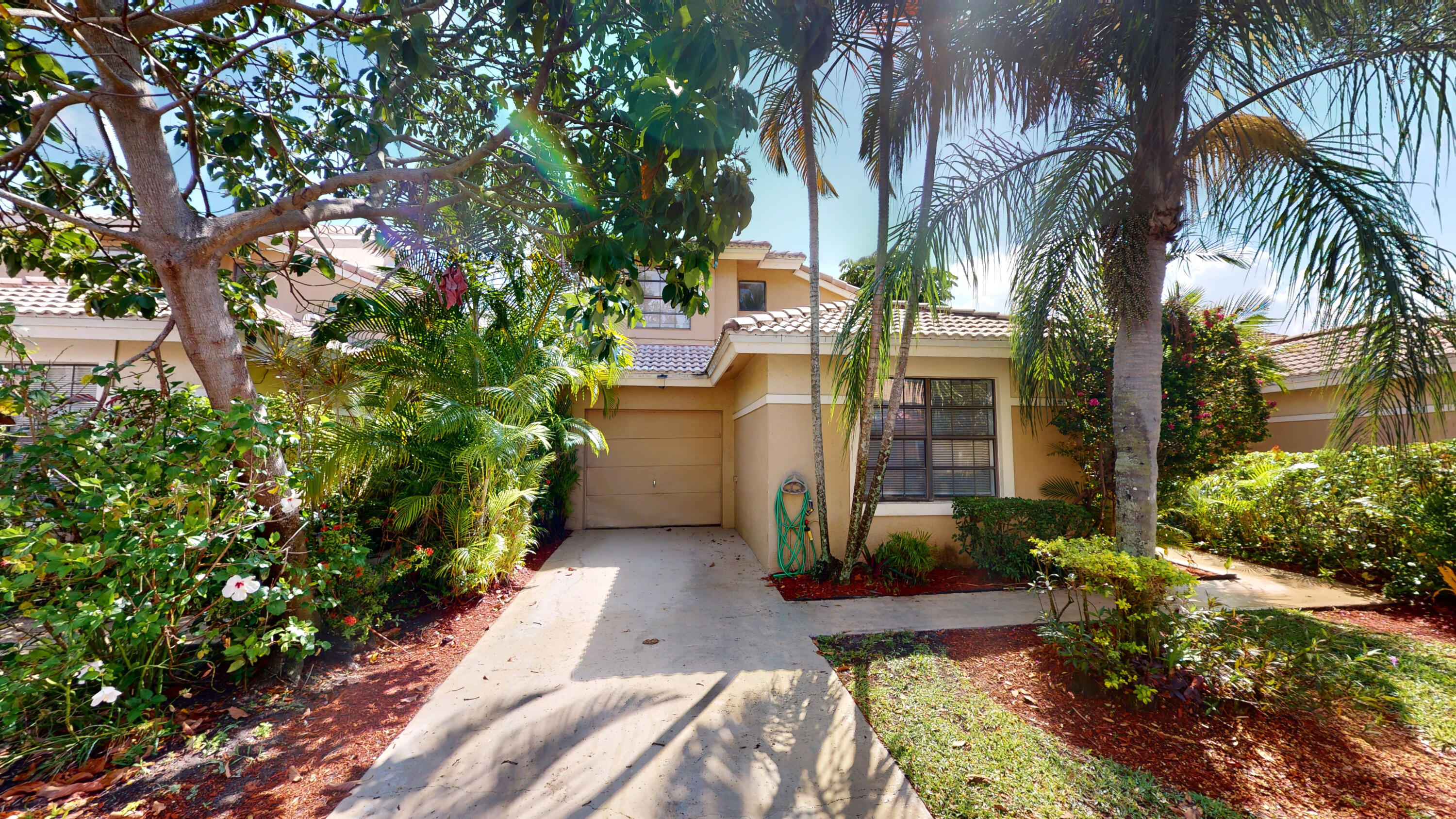 9814 Watermill Circle, Unit E Boynton Beach, FL 33437 - Photo 35 of 45 Front View
