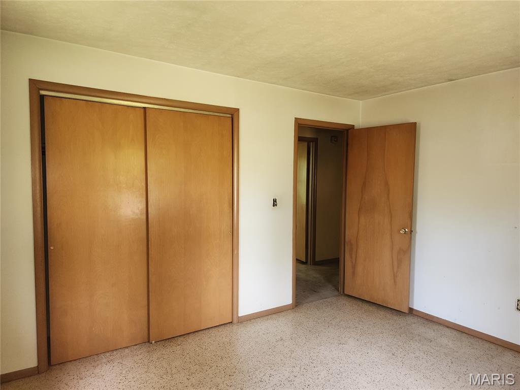 9621 Ridge Heights Road Fairview Heights, IL 62208 - Photo 19 of 37 Gallery Image 19