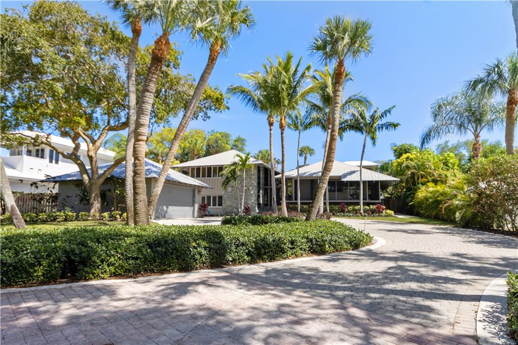 32 West High Point Road Stuart, FL 34996 - Photo 1 of 25