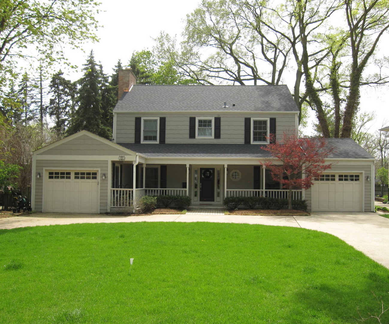 383 North Delaplaine Road Riverside, IL 60546 - Photo 1 of 5