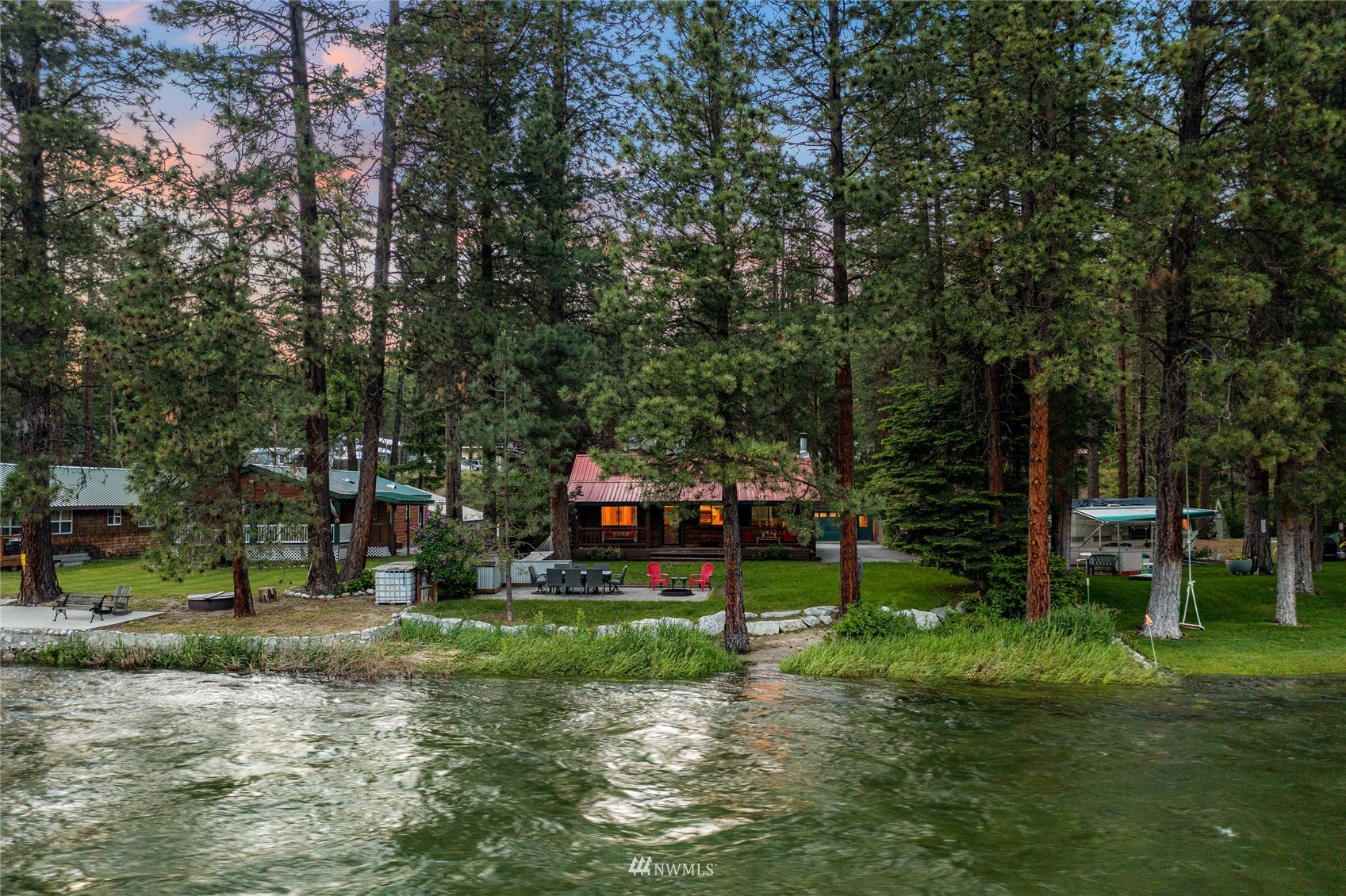 21110 Lariat Road Leavenworth, WA 98826 - Photo 3 of 40 Gallery Image 3