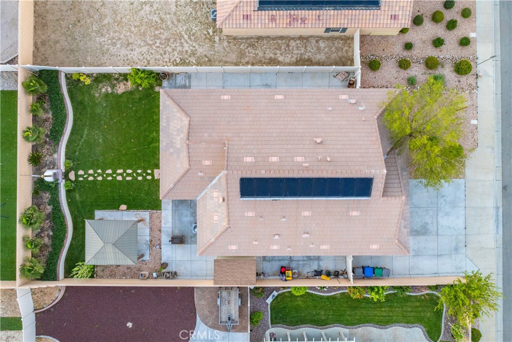 44451 63rd Street West Lancaster, CA 93536 - Photo 41 of 47 an aerial view of a house with a garden