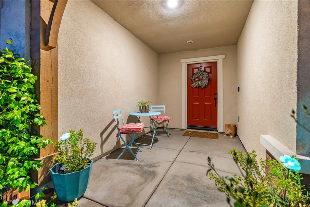 44451 63rd Street West Lancaster, CA 93536 - Photo 5 of 47 a view of an outdoor space with a patio