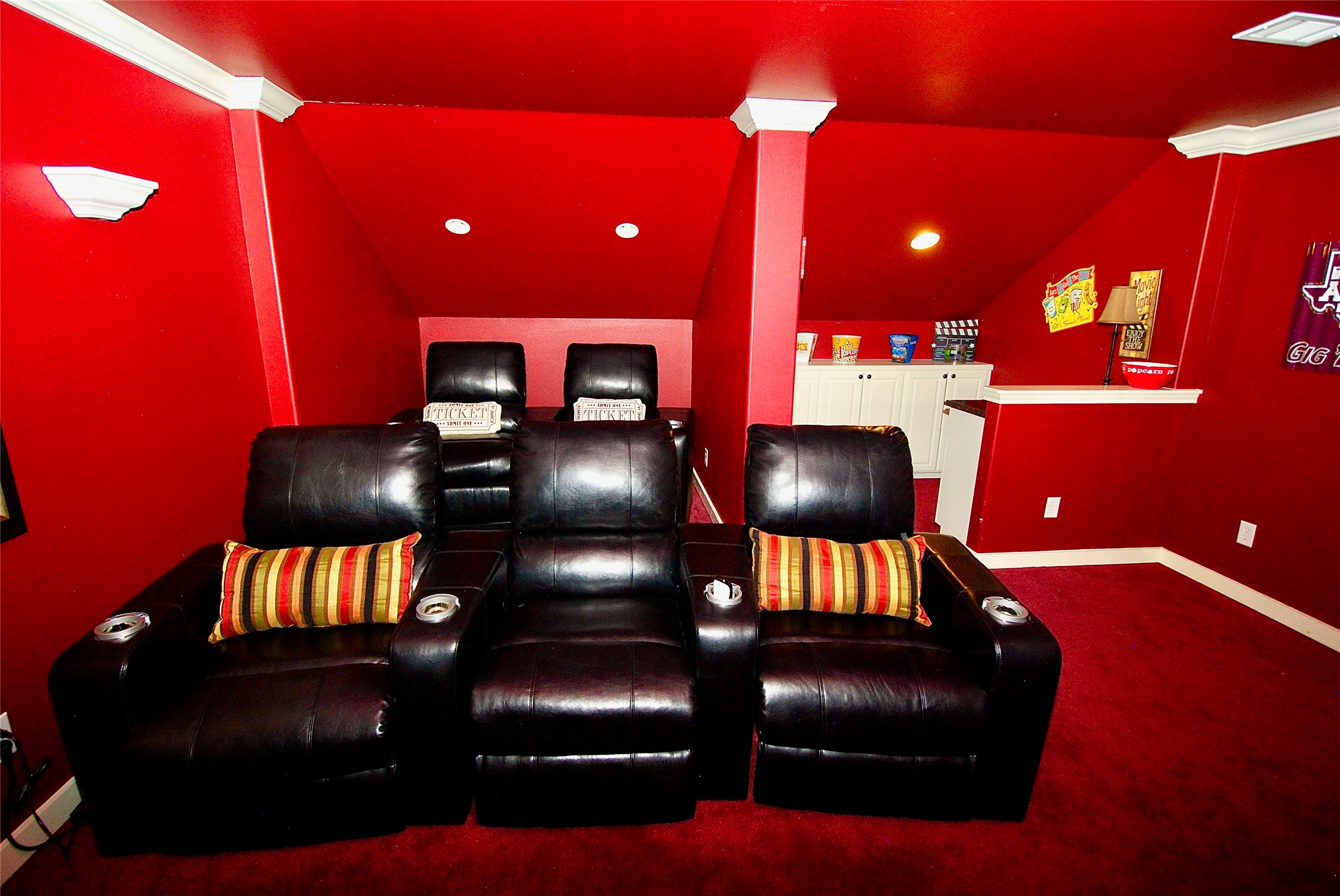 27368 Highway 19 Athens, TX 75752 - Photo 25 of 47 Theater Room